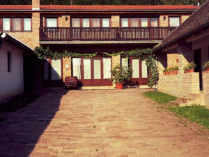 Sriemska-kuca-